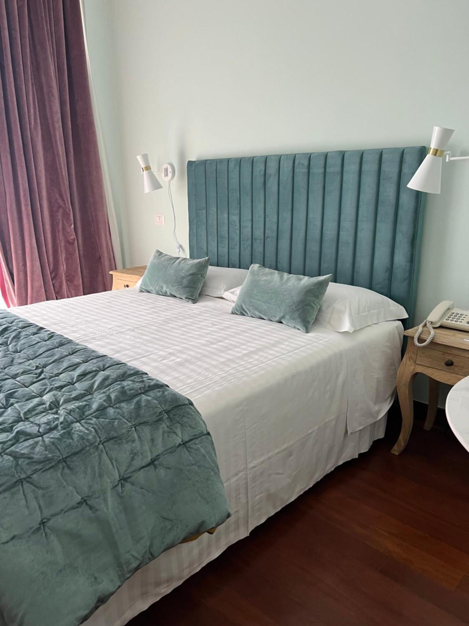 Hotel Fenix Rome Bagian luar foto